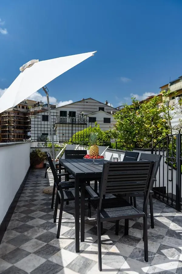 Casa Garibalda - Seafronf Apartment Rapallo